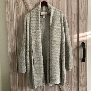 NORDSTROM Hinge brand oversized sweater with POCKETS!